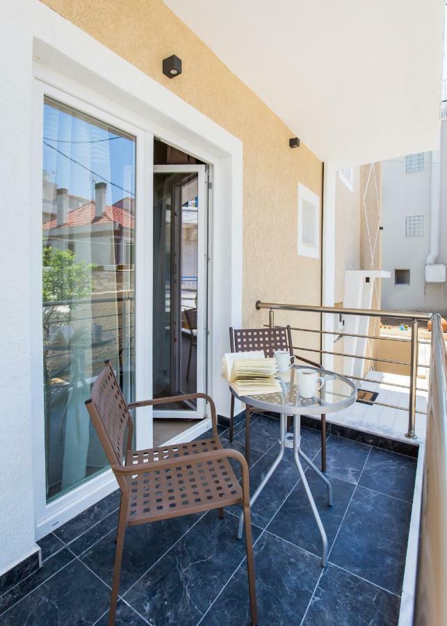 Studios & Apartments Elisabeta リメナリア エクステリア 写真